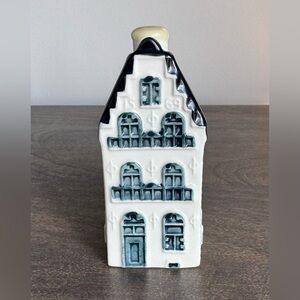 KLM BOLS Delft Gin House #18 - Collector’s Item